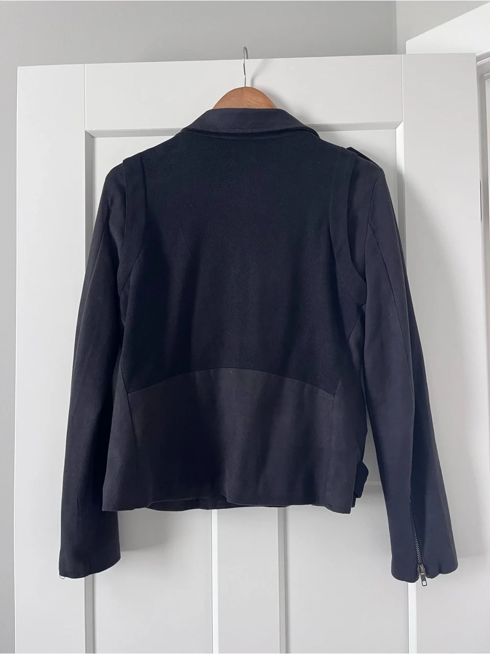 Pixley zip front